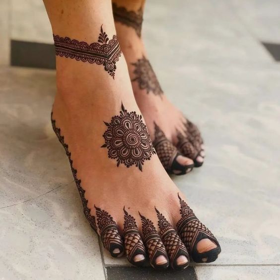 Easy Beautiful Anklet/Payal/Nupur Mehndi Design, Latest Best Easy & Stylish  Feet Mehndi Design - YouTube