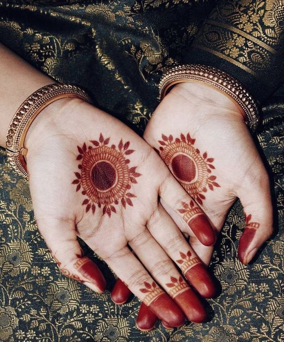 30 unique finger mehndi designs that are stunningly beautiful - Tuko.co.ke