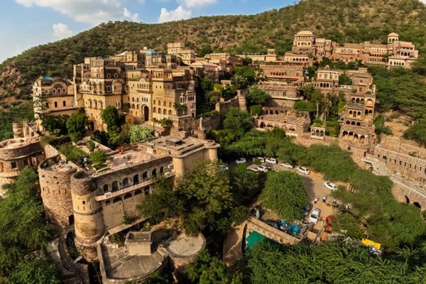  budget-friendly destinations near Delhi