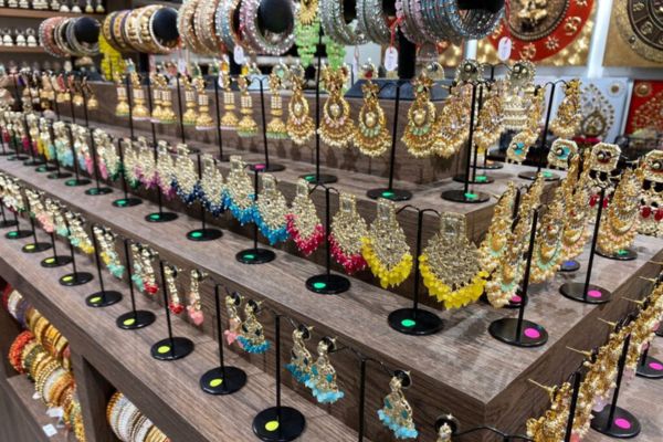 दिल्ली आर्टिफिशियल ज्वेलरी मार्केट sadar market