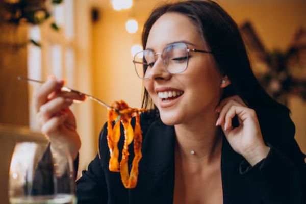 why is it hard to lose weight in winter