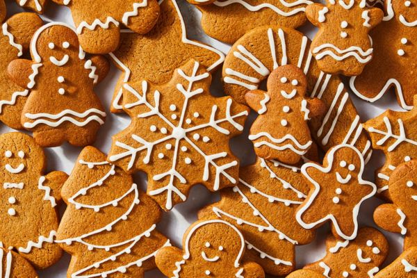 what ingredients go into gingerbread cookies recipe