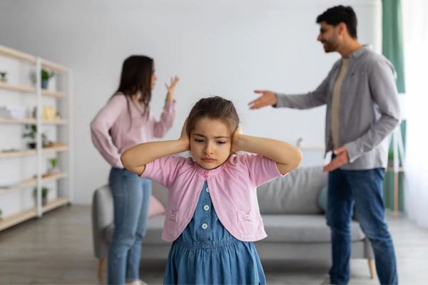 how childhood trauma affects relationships
