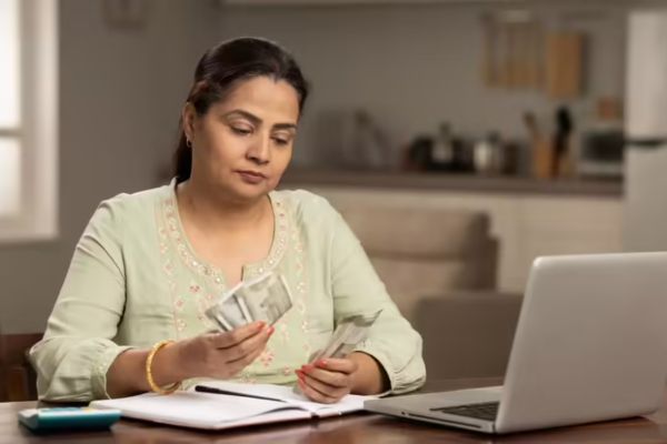 financial habits of women