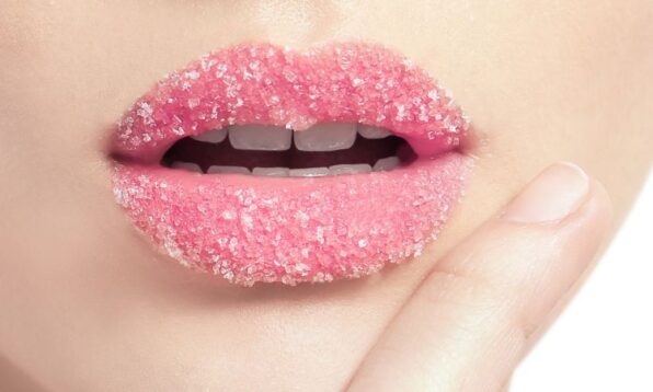 how to make lip scrub at home