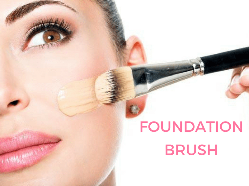 different kinds of makeup brushes