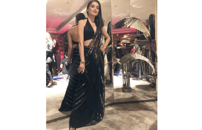 how to wear a saree in different styles