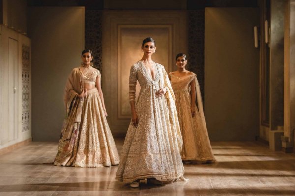 Tarun Tahiliani A/W'20 collection