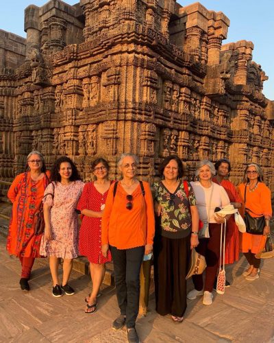 women's travel groups