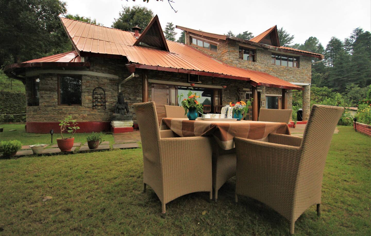 airbnbs in kausani