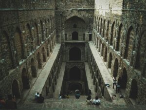 agrasen ki baoli