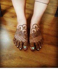 bridal mehendi designs for feet