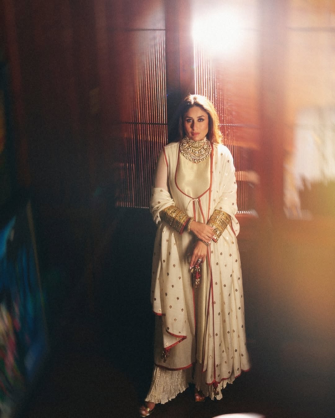 kareena kapoor suit looks