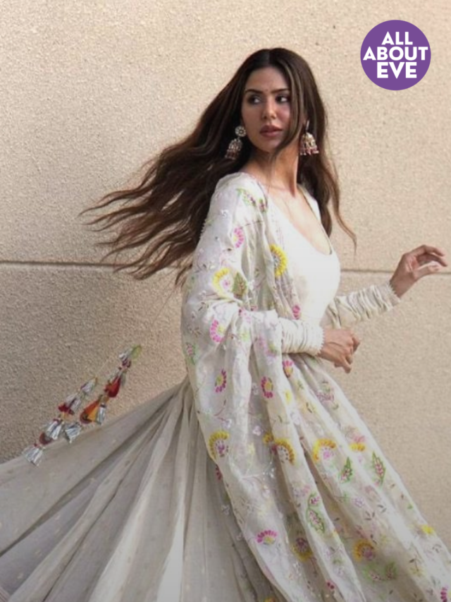 Bollywood-Inspired Anarkali Suit Looks For Festive Season