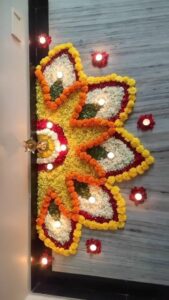 onam rangoli with flowers