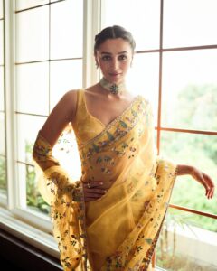 bollywood haldi outfits bollywood haldi outfits